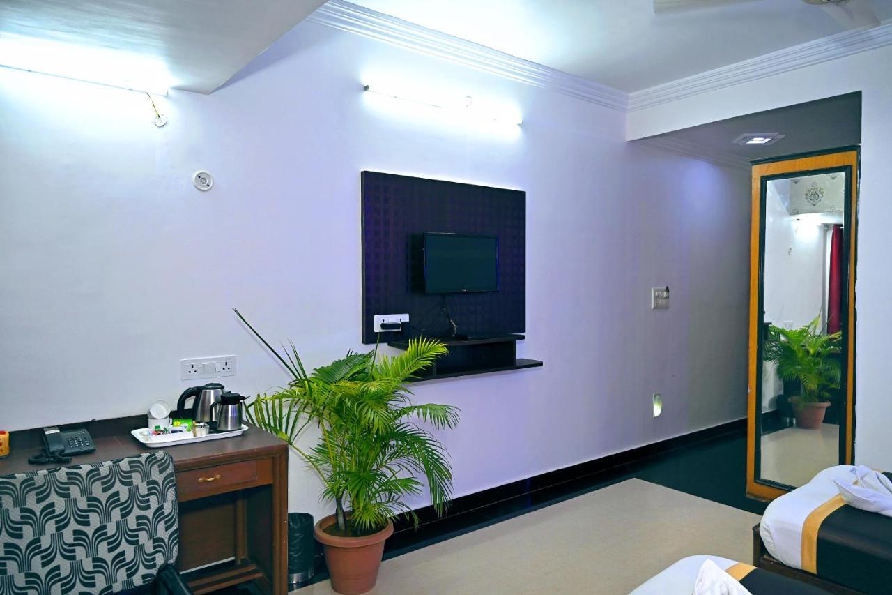 Hotel Rajhans International Bhāgalpur Extérieur photo
