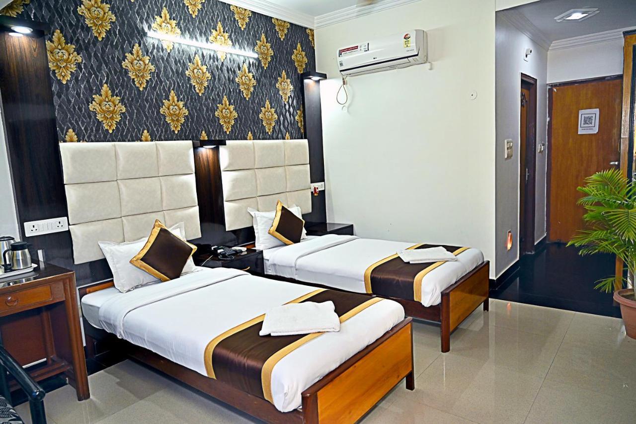 Hotel Rajhans International Bhāgalpur Extérieur photo