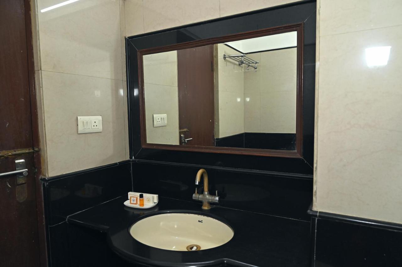 Hotel Rajhans International Bhāgalpur Extérieur photo