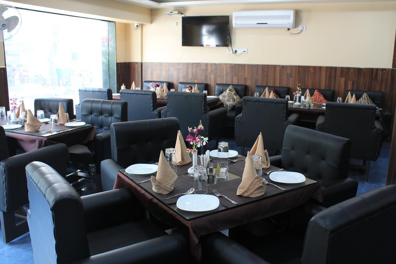 Hotel Rajhans International Bhāgalpur Extérieur photo
