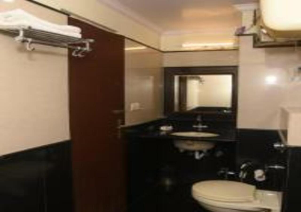 Hotel Rajhans International Bhāgalpur Extérieur photo